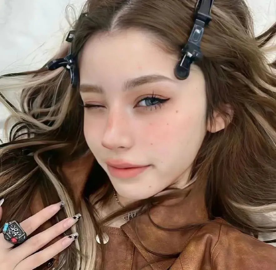 夜晚的莱奥